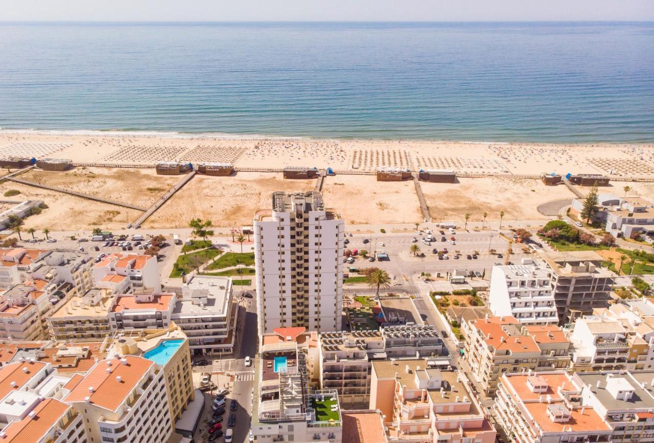 Hotel Baia De Монте-Гордо Экстерьер фото