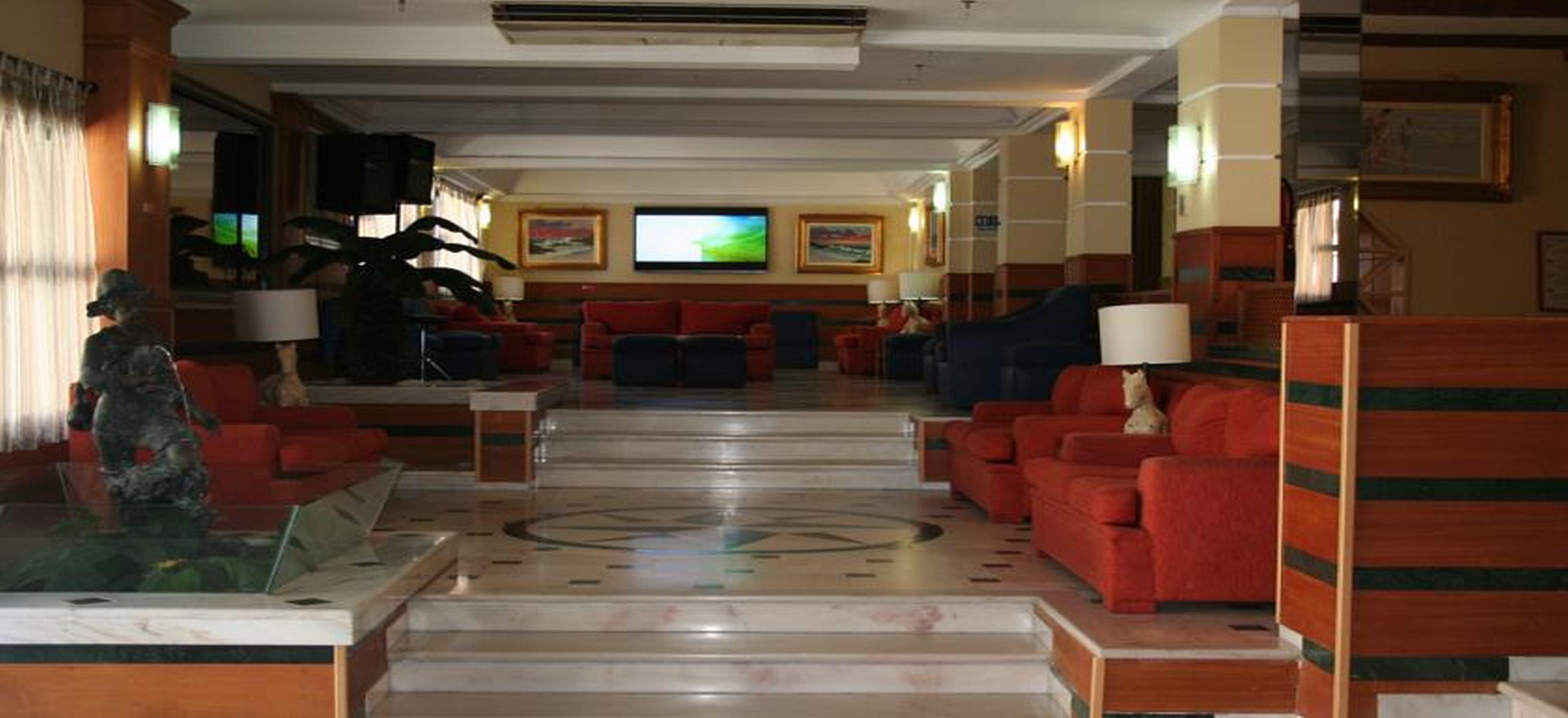 Hotel Baia De Монте-Гордо Экстерьер фото