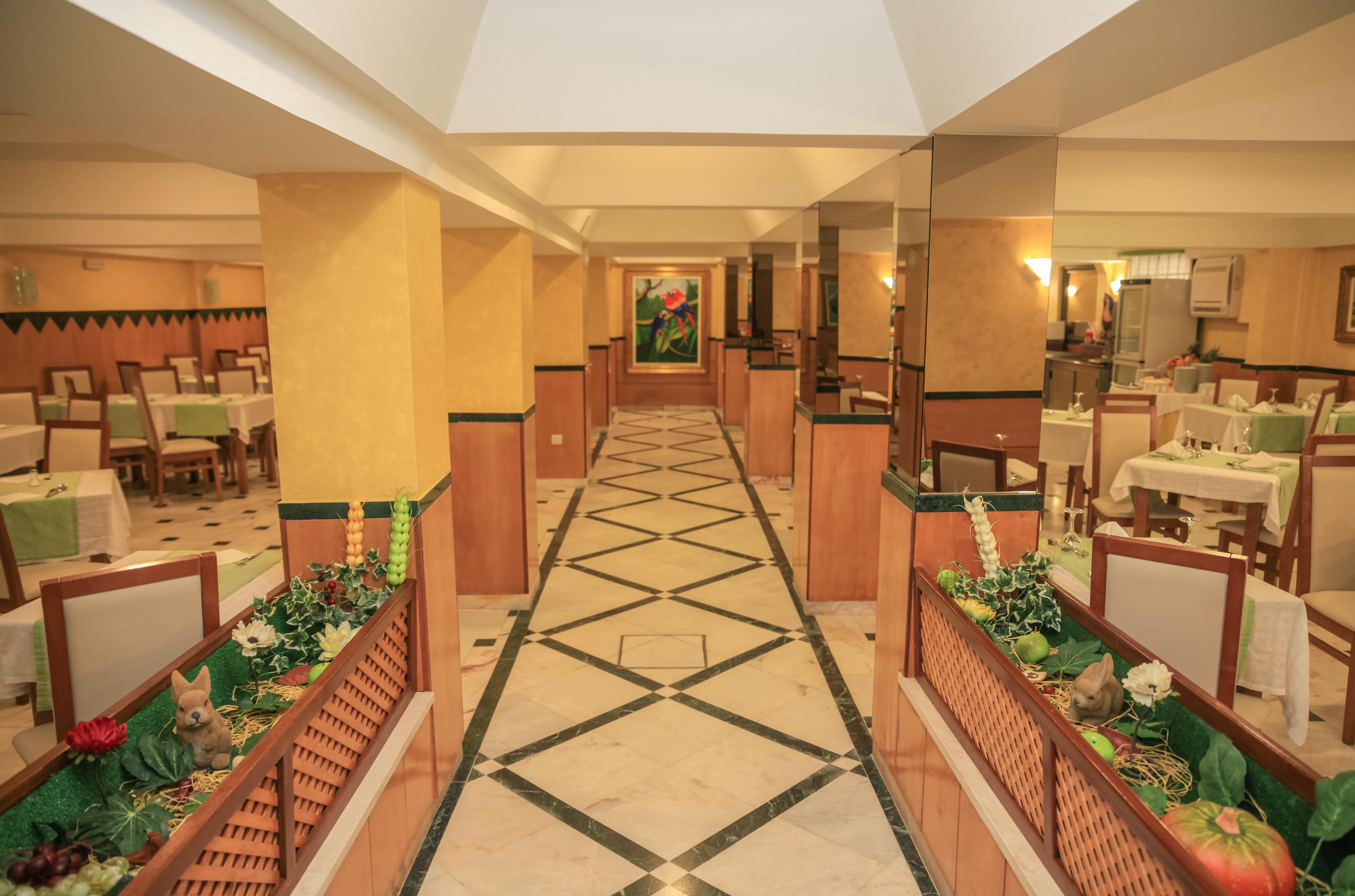 Hotel Baia De Монте-Гордо Экстерьер фото